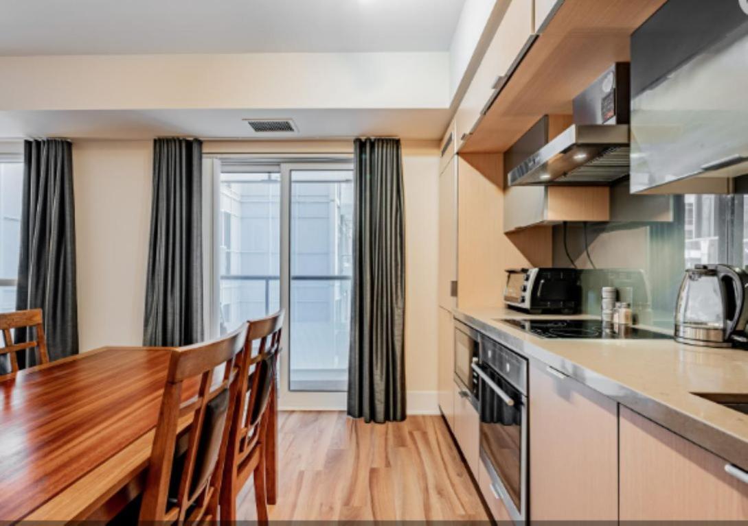 Executive 2 Beds Near Cn Tower, Rogers Centre, Scotia Area, Business District, Entertainment District, Lakeshore Toronto Exterior photo